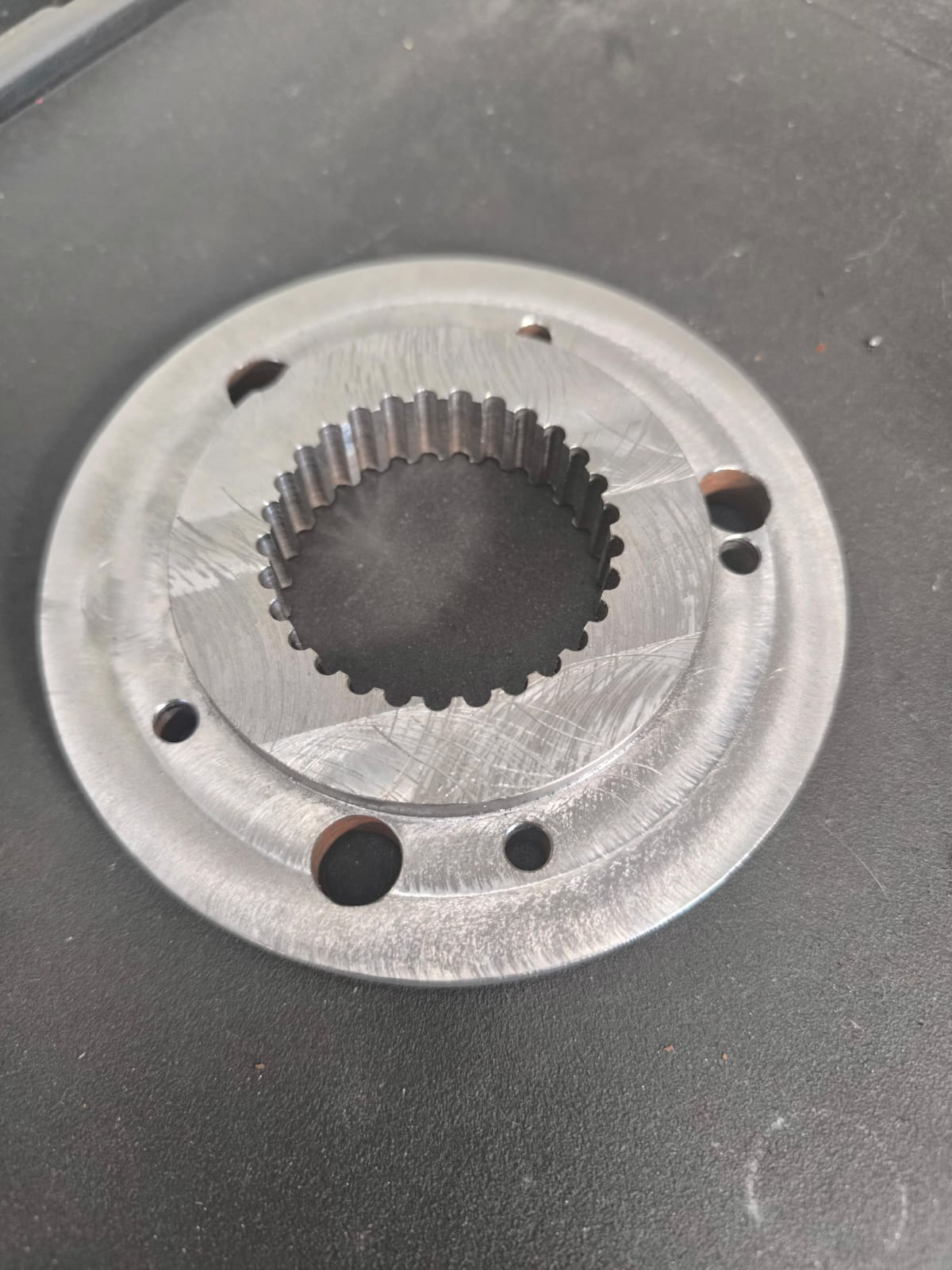  Outil de démontage pour boîte de vitesses de voiture de sport